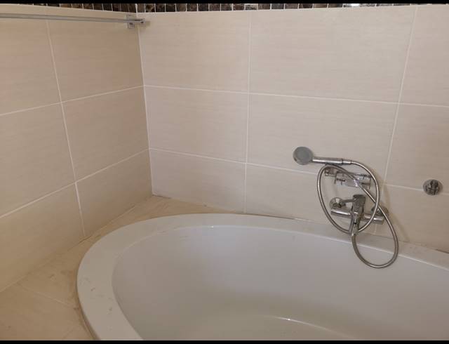 4 BEDROOM TOWNHOUSE FOR SALE IN LILYVALE S H